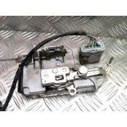 Serrure avant gauche...