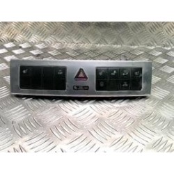 Bouton de warning MERCEDES...