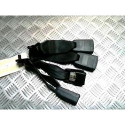 Attache ceinture arriere...