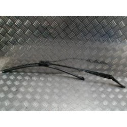 Bras essuie glace avant...