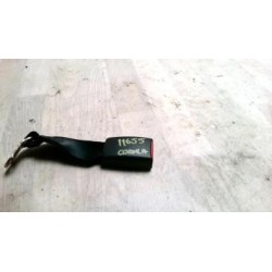 Attache ceinture arriere...