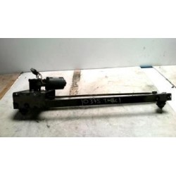 Moteur essuie glace avant...