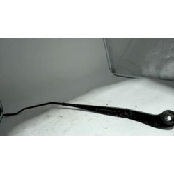 Bras essuie glace avant...