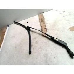 Bras essuie glace avant...