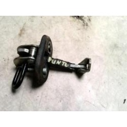 Tirant de porte avant...