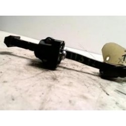 Tirant de porte avant...