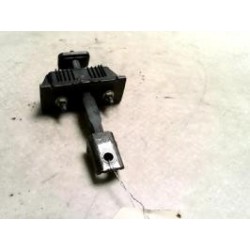 Tirant de porte avant droit...