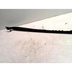 Baguette de porte avant...