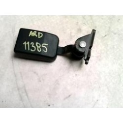 Attache ceinture arriere...