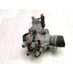Boitier eau RENAULT TRAFIC...