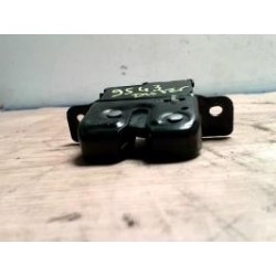 Serrure de coffre DACIA...