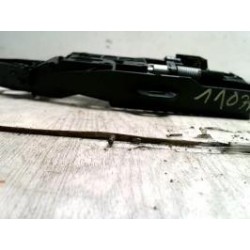 Support poignee porte avant...