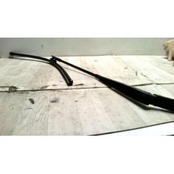 Bras essuie glace avant...