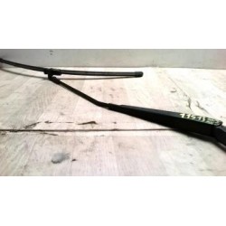 Bras essuie glace avant...