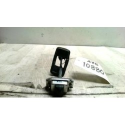 Tirant de porte avant...