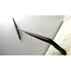 Bras essuie glace avant...