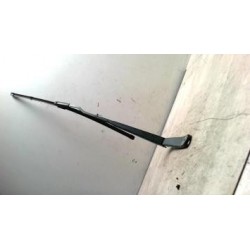 Bras essuie glace avant...