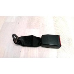 Attache ceinture arriere...