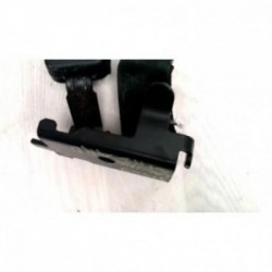 Attache ceinture arriere...