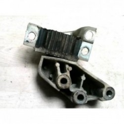 Support moteur droit...