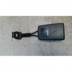 Attache ceinture arriere...