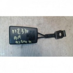 Attache ceinture arriere...