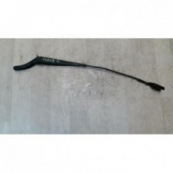 Bras essuie glace avant...