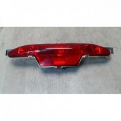 Feu arriere stop central...