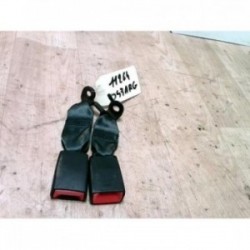 Attache ceinture arriere...