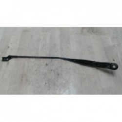 Bras essuie glace avant...