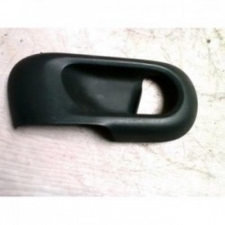 Support poignee porte avant...