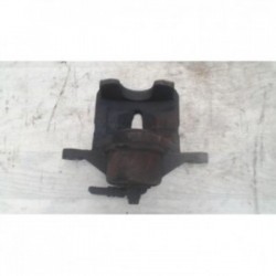 Etrier avant droit...