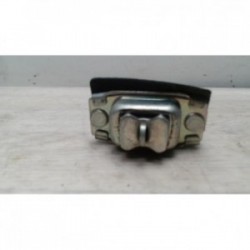 Tirant de porte avant...