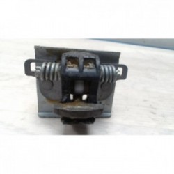 Tirant de porte avant...