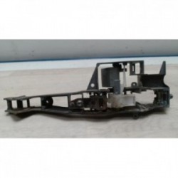 Support poignee porte avant...