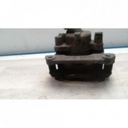 Etrier avant droit...