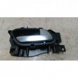 Poignee interieur arriere...