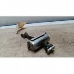 Tirant de porte avant...