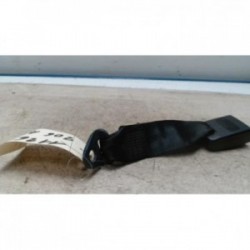 Attache ceinture arriere...