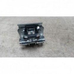 Tirant de porte avant droit...