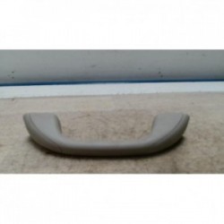 Poignee de maintien avant...