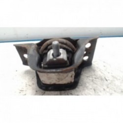 Support moteur droit...