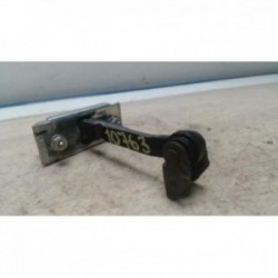 Tirant de porte avant droit...