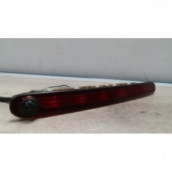 Feu arriere stop central...