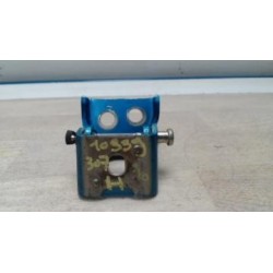 Charniere de porte avant...