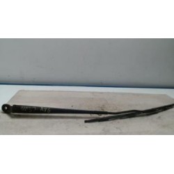 Bras essuie glace avant...