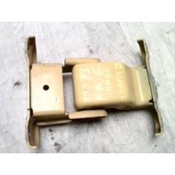 Charniere de porte arriere...