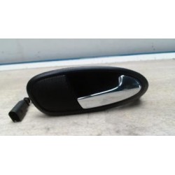 Poignee interieur arriere...