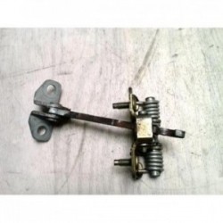 Tirant de porte avant droit...