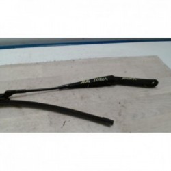 Bras essuie glace avant...